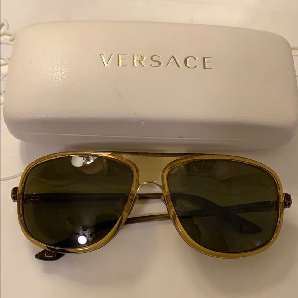Versace sunglasses Made in Italy. Mod 2133 1325/73